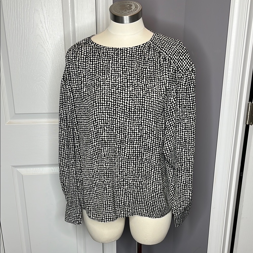H&M Black and White Long Sleeve Blouse
